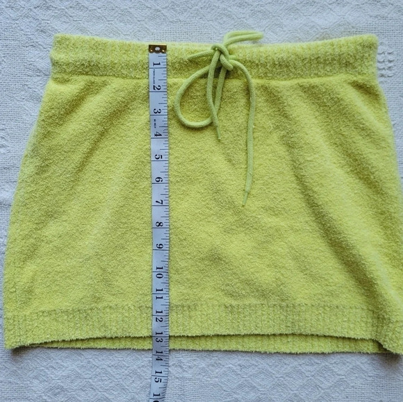 Theory, Towel Textured Bright Beach Mini Skirt - Picture 6 of 8
